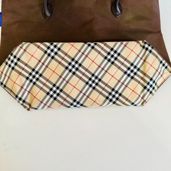 EUC BURBERRYS BURBERRY OF LONDON  BLUE LABEL NOVA CHECK NYLON LARGE TOTE VINTAGE - Picture 8 of 16